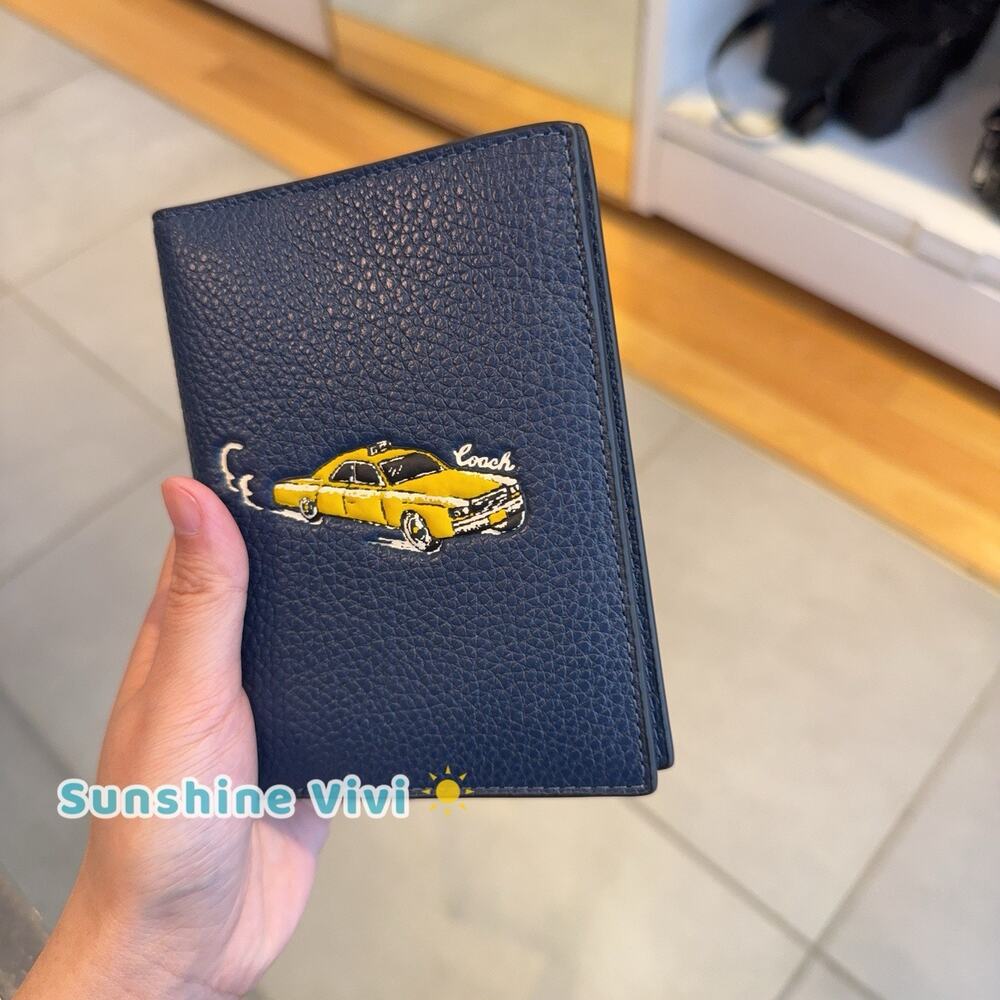 NWT Coach Passport Card Case leather With yellow Car Deep Blue Multi CEK62 - Picture 2 of 5